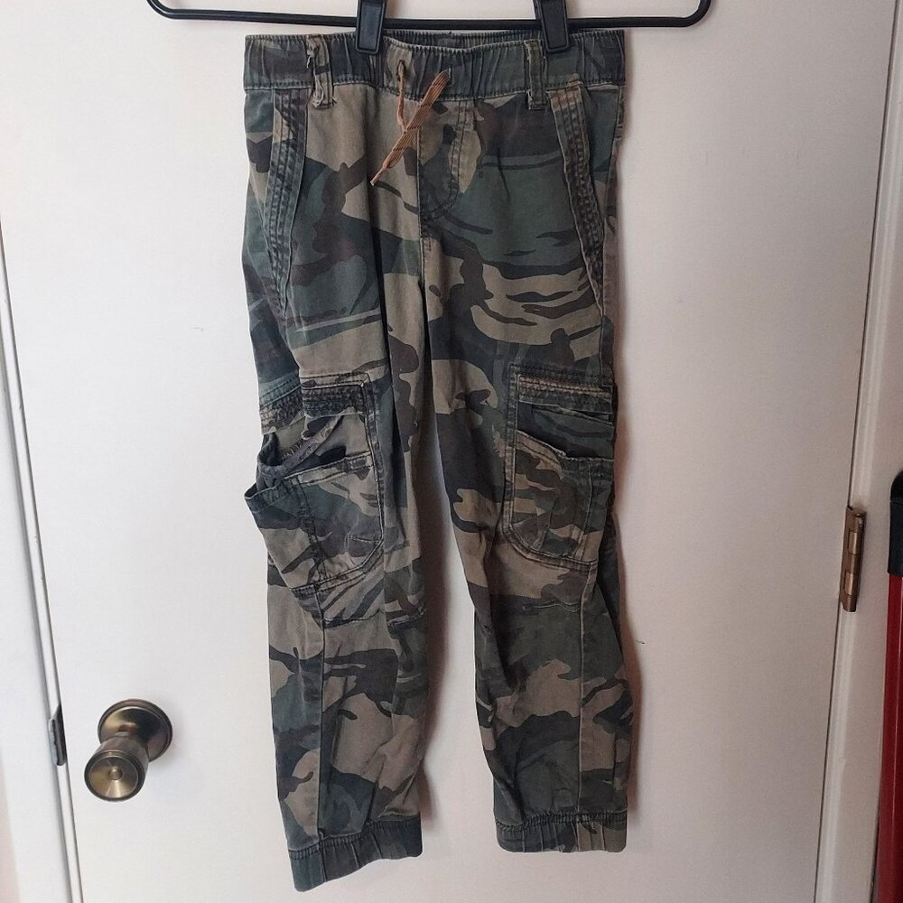 Wrangler cargo boys pants size 8